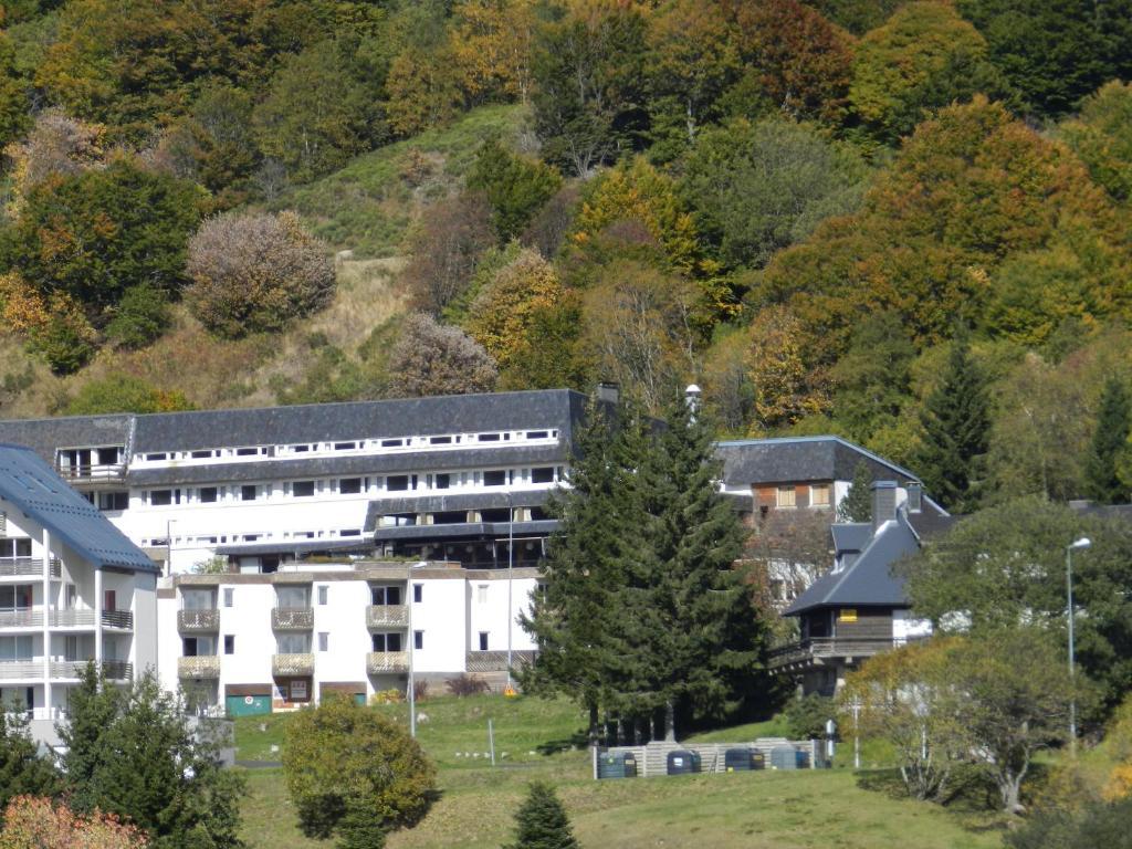 Hotel Gergovia Super Besse Exterior foto
